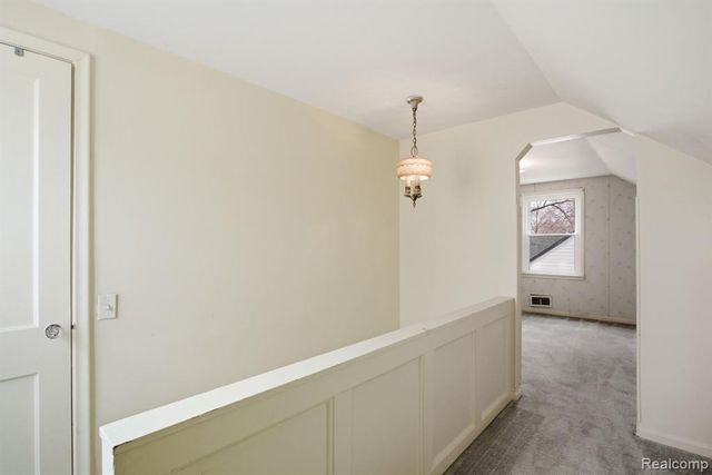 20728 Carlysle Street, Dearborn, MI 48124