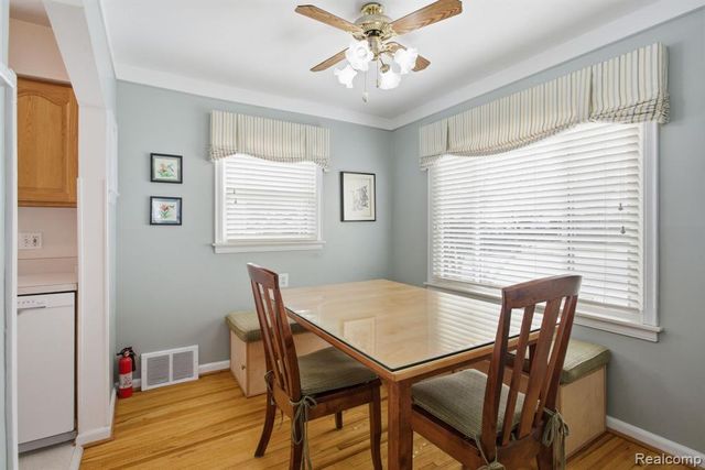 20728 Carlysle Street, Dearborn, MI 48124