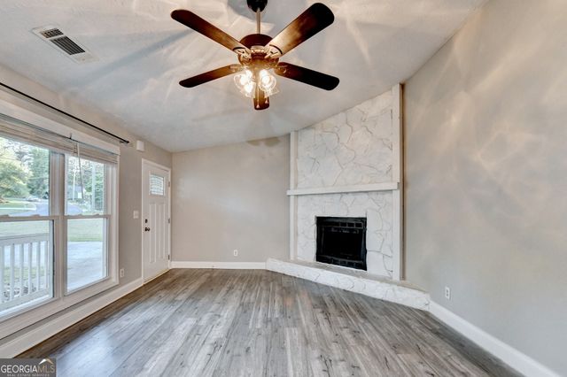 1460 Brays Mill Trace, Lawrenceville, GA 30044