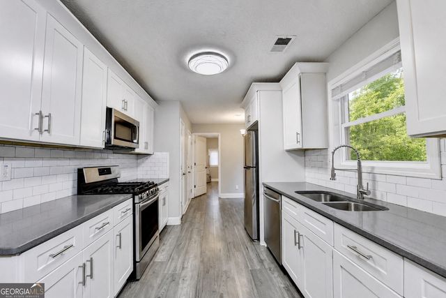 1460 Brays Mill Trace, Lawrenceville, GA 30044
