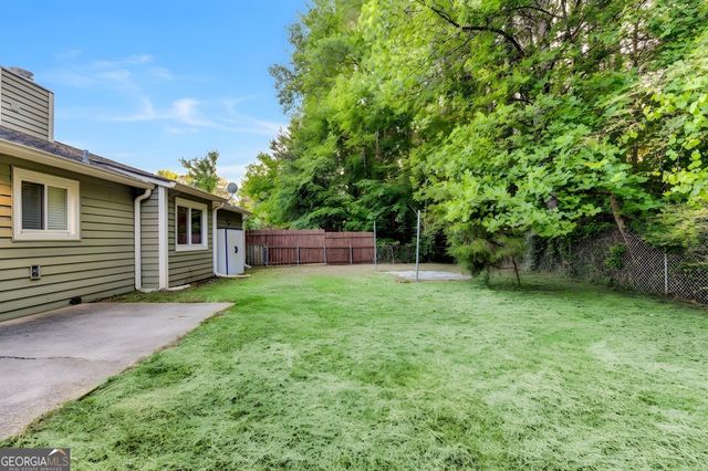 1460 Brays Mill Trace, Lawrenceville, GA 30044