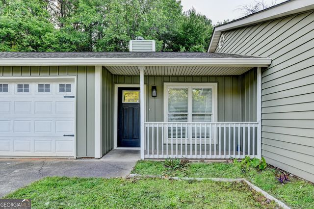 1460 Brays Mill Trace, Lawrenceville, GA 30044