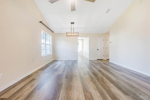 1356 Sterling Point Dr, Gulf Breeze, FL 32563