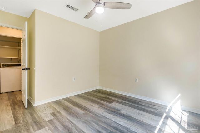 1356 Sterling Point Dr, Gulf Breeze, FL 32563