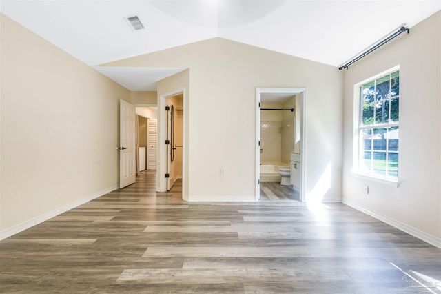 1356 Sterling Point Dr, Gulf Breeze, FL 32563