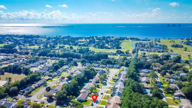 1356 Sterling Point Dr, Gulf Breeze, FL 32563