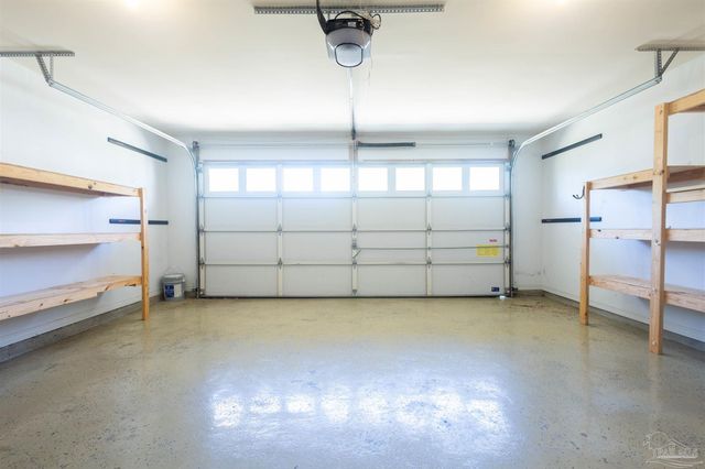 1356 Sterling Point Dr, Gulf Breeze, FL 32563