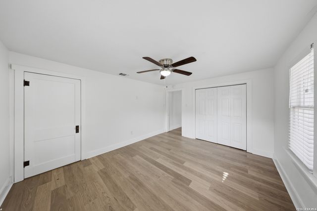 1239 KAYTON AVE, San Antonio, TX 78210