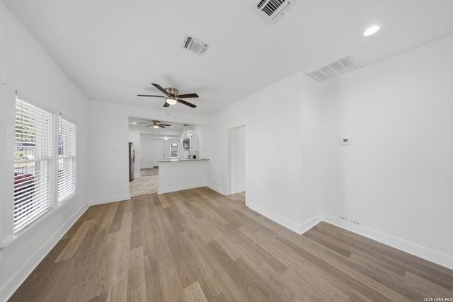 1239 KAYTON AVE, San Antonio, TX 78210