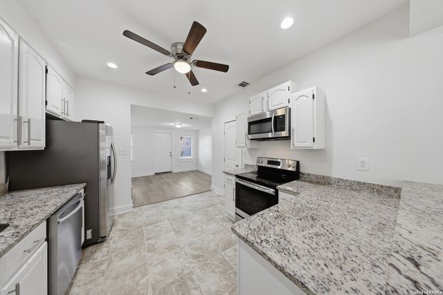 1239 KAYTON AVE, San Antonio, TX 78210