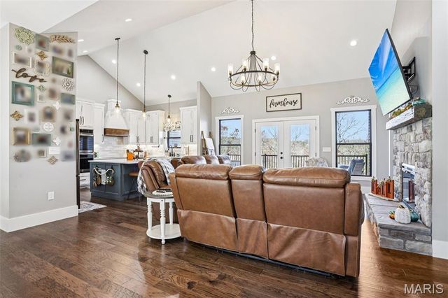 5 Dove Court, Hillsboro, MO 63050