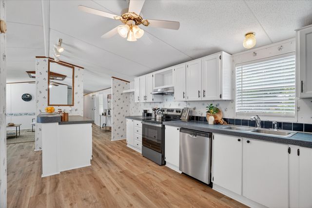 4434 Wildwood Circle, Granbury, TX 76049
