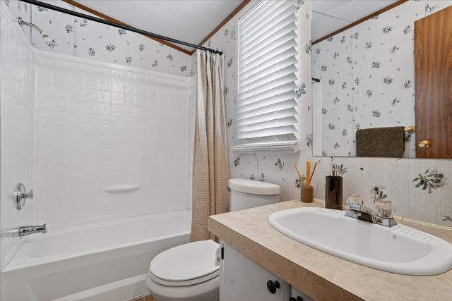 4434 Wildwood Circle, Granbury, TX 76049