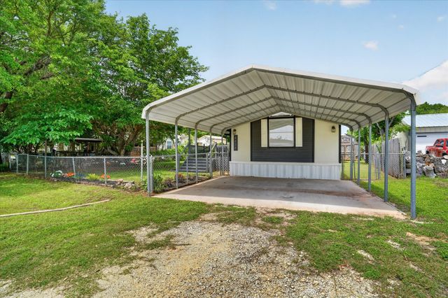 4434 Wildwood Circle, Granbury, TX 76049
