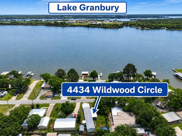 4434 Wildwood Circle, Granbury, TX 76049