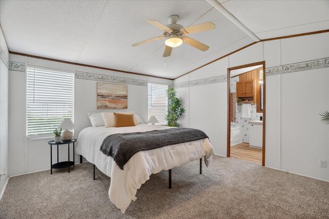 4434 Wildwood Circle, Granbury, TX 76049