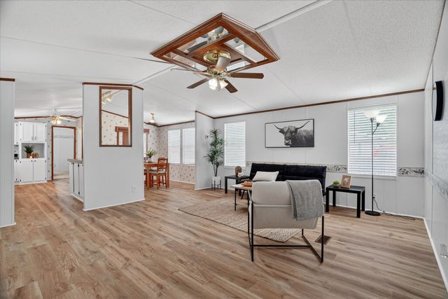 4434 Wildwood Circle, Granbury, TX 76049