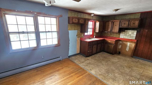 12 Collins Drive, West Haven, CT 06516