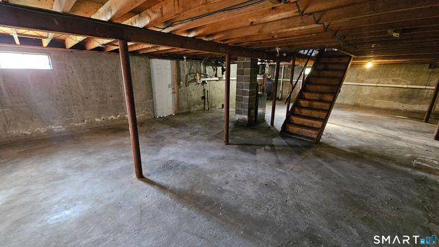 12 Collins Drive, West Haven, CT 06516