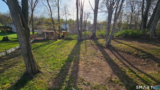 12 Collins Drive, West Haven, CT 06516