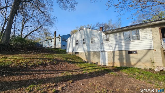 12 Collins Drive, West Haven, CT 06516