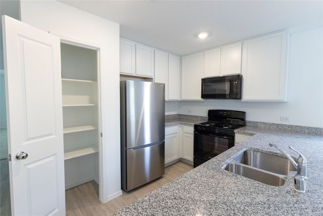 9741 Platteview Road, Fort Worth, TX 76179