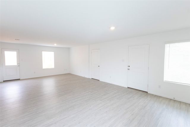 9741 Platteview Road, Fort Worth, TX 76179