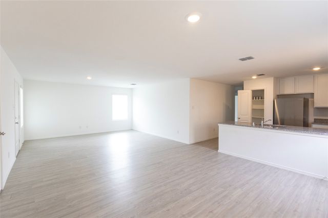 9741 Platteview Road, Fort Worth, TX 76179