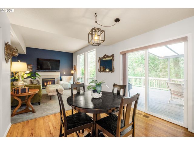 14762 Nw FAWNLILY Dr, Portland, OR 97229