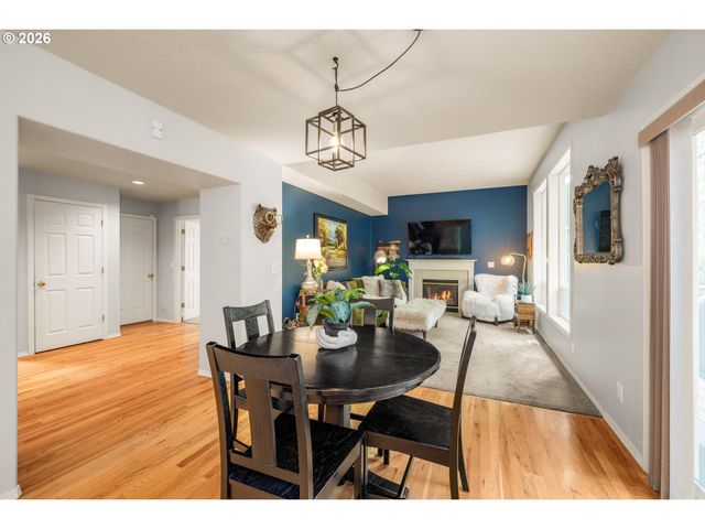 14762 Nw FAWNLILY Dr, Portland, OR 97229