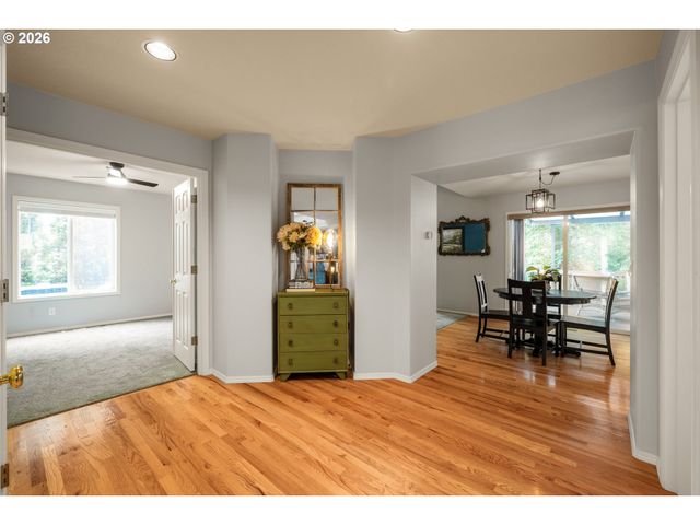 14762 Nw FAWNLILY Dr, Portland, OR 97229
