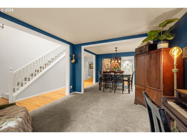 14762 Nw FAWNLILY Dr, Portland, OR 97229