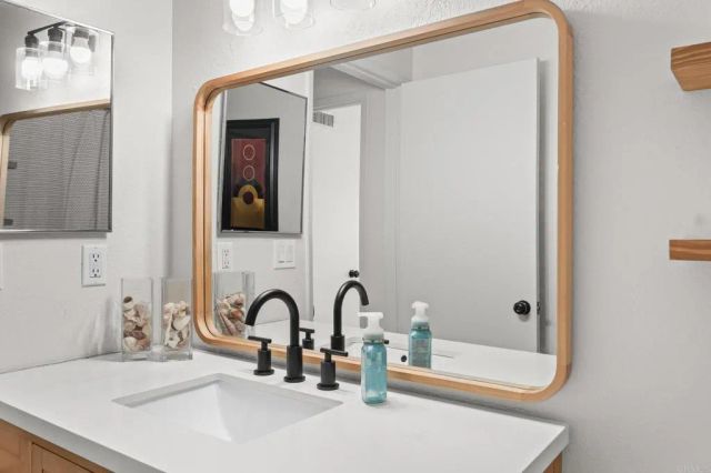 9543 Cottonwood Avenue A, Santee, CA 92071