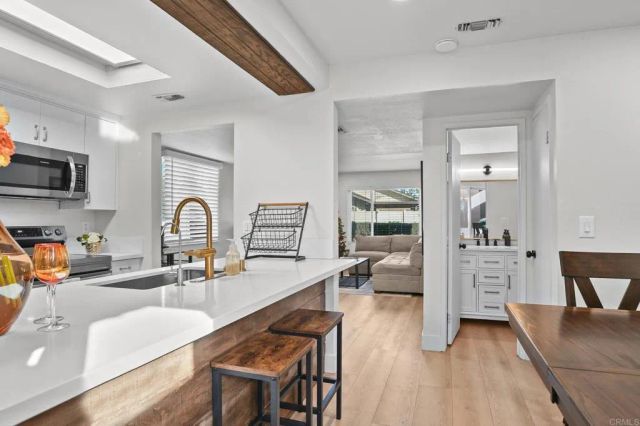 9543 Cottonwood Avenue A, Santee, CA 92071