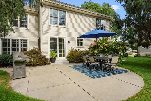 7236 Hampstead Lane, Portage, MI 49024