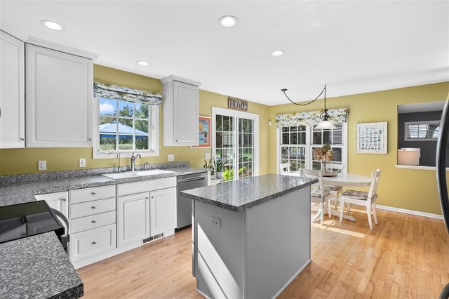 7236 Hampstead Lane, Portage, MI 49024