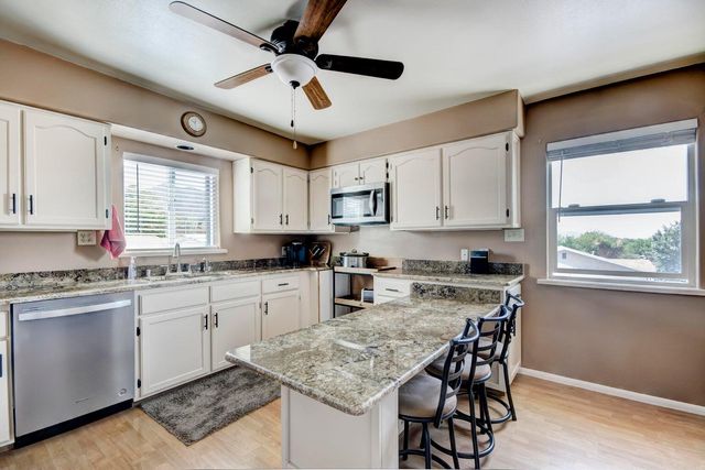 13509 Pierce Arrow Road NE, Albuquerque, NM 87112