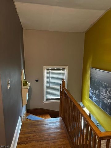 123 E 6th Avenue, Roselle Boro, NJ 07203