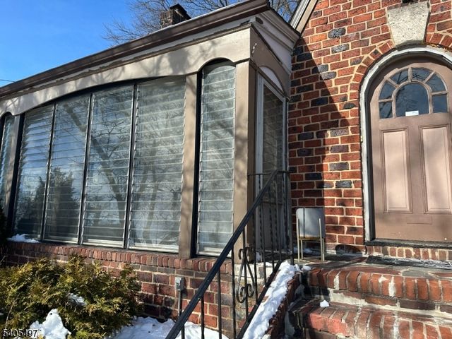 123 E 6th Avenue, Roselle Boro, NJ 07203