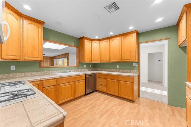 31976 Linda Ladera, Yucaipa, CA 92399