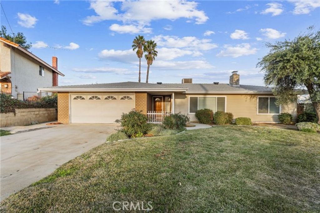 31976 Linda Ladera, Yucaipa, CA 92399