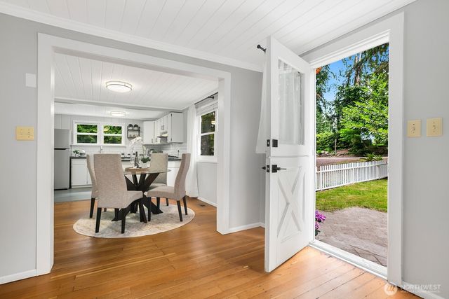 14841 88th Avenue NE, Kenmore, WA 98028