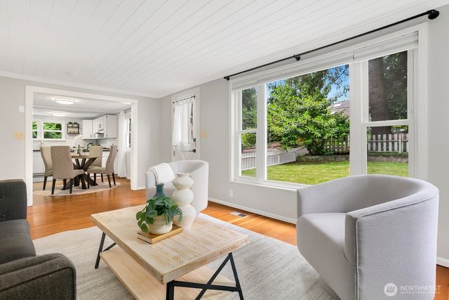 14841 88th Avenue NE, Kenmore, WA 98028