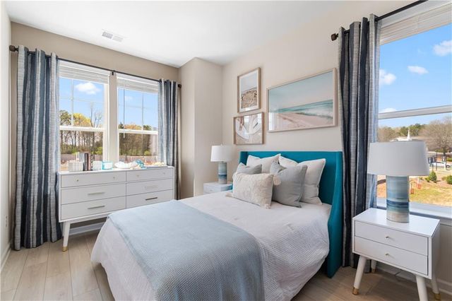 210 Daybreak Lane, Newnan, GA 30265