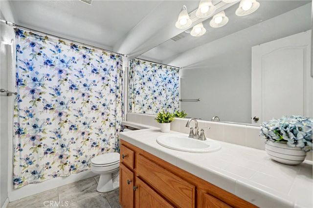 8708 Rollingbay, Bakersfield, CA 93312