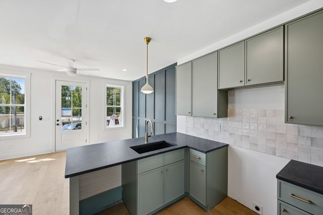 1160 Boulevard SE 13, Atlanta, GA 30312