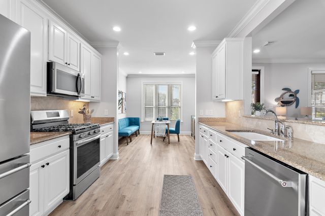 2047 Crystal Lake Drive, Miramar Beach, FL 32550