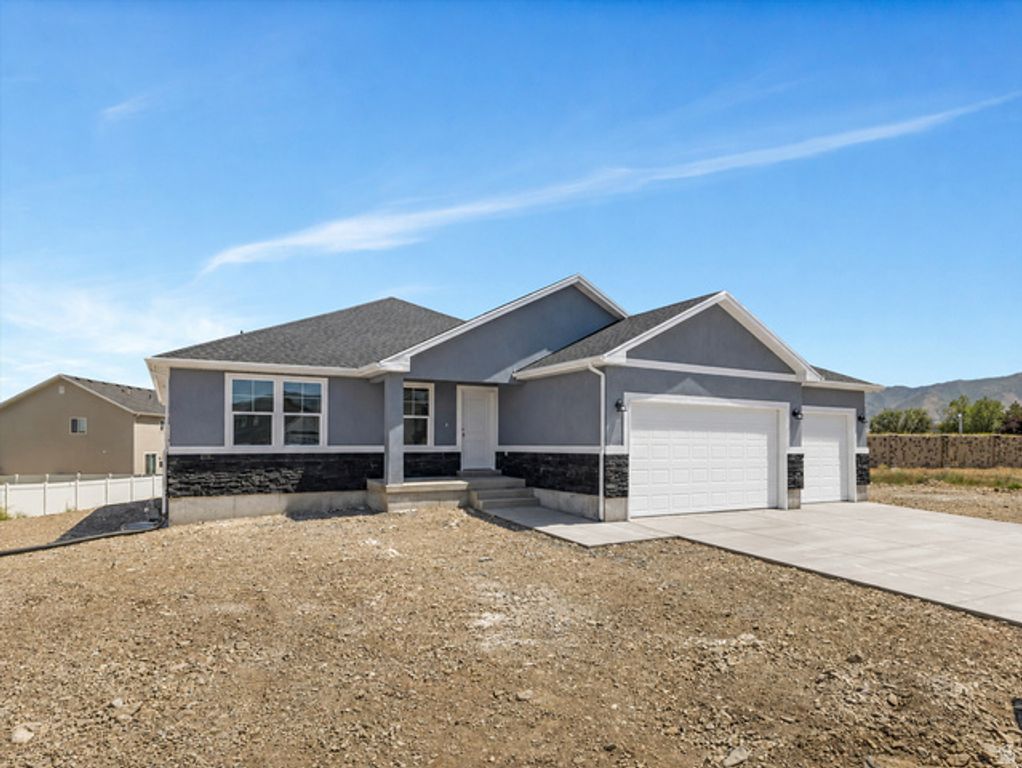 1441 N HARPER WAY #219, Tooele, UT 84074 — exterior