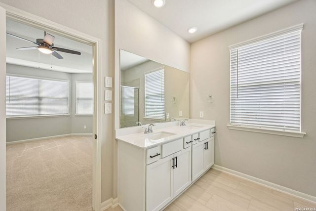 1234 Nikos Hollow, San Antonio, TX 78245