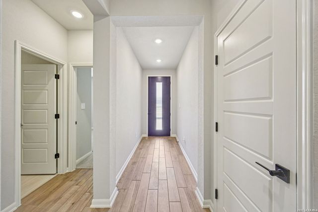 1234 Nikos Hollow, San Antonio, TX 78245